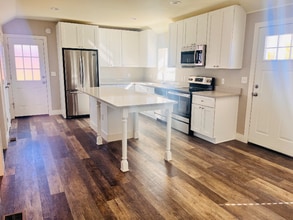 306 Clark St in Sterling, CO - Building Photo - Building Photo