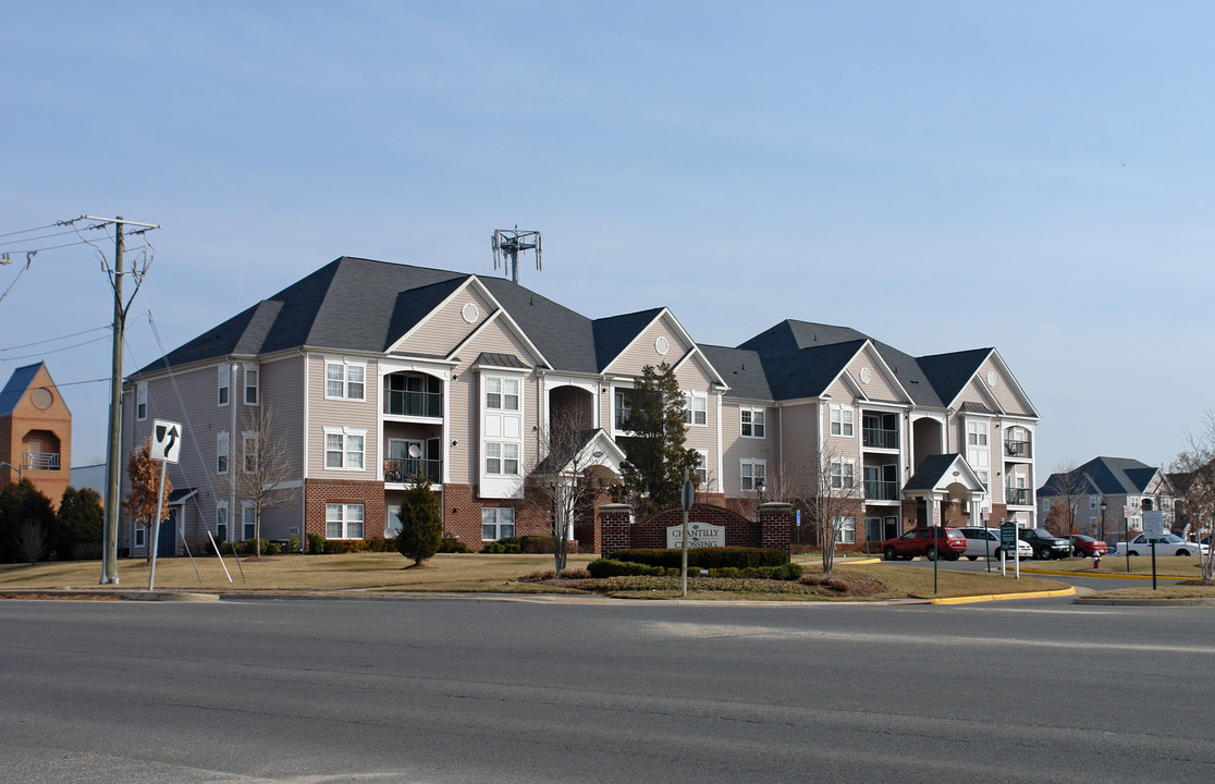 The Fields of Chantilly in Chantilly, VA - Building Photo