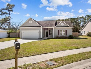 251 Channel Marker Loop in Swansboro, NC - Building Photo - Building Photo