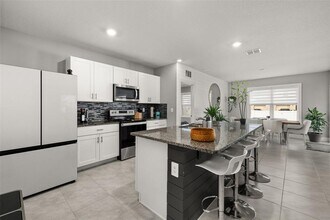 1817 Delrose Rd in Kissimmee, FL - Building Photo - Building Photo