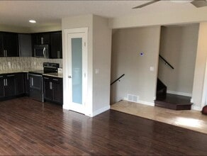 9648-9106 106 Ave NW in Edmonton, AB - Building Photo - Building Photo