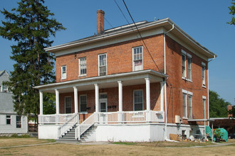 601 S Monroe St in Monroe, MI - Building Photo - Building Photo