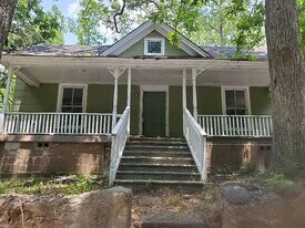 207 W Centennial St in Spartanburg, SC - Building Photo
