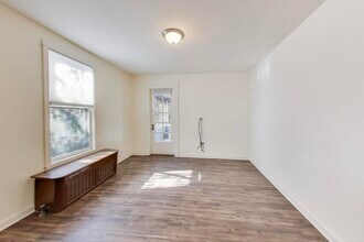 2643 Poplar Ave in Evanston, IL - Building Photo - Building Photo