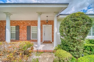 7745 SW 144th St in Palmetto Bay, FL - Building Photo - Building Photo