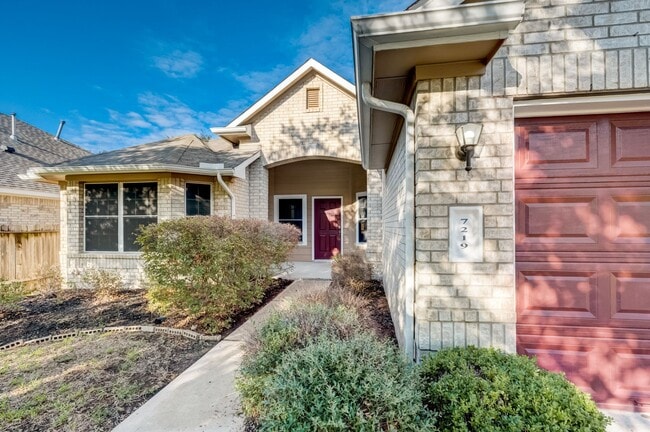 7219 Palmito Ranch Dr in Richmond, TX - Foto de edificio - Building Photo