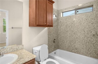 302B Sterling St in College Station, TX - Building Photo - Building Photo