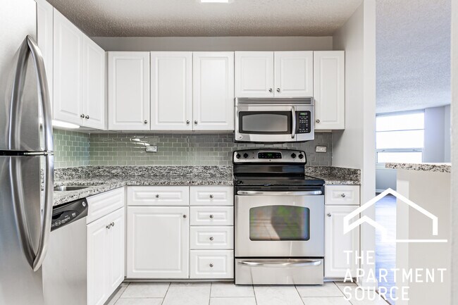 750 N Rush St in Chicago, IL - Building Photo - Building Photo