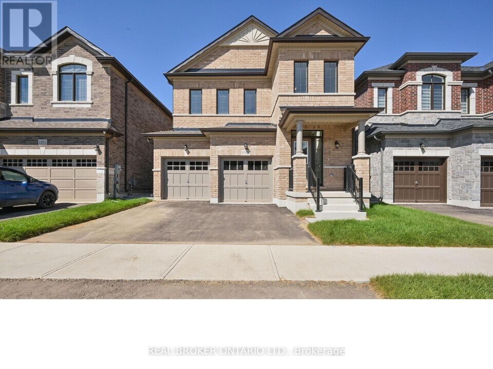 1555 Severn Dr in Milton, ON - Building Photo