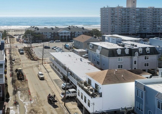 24 S Washington Ave in Margate City, NJ - Building Photo - Building Photo