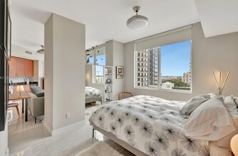 315 NE 3rd Ave in Fort Lauderdale, FL - Foto de edificio - Building Photo