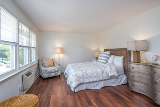 The Summit Plymouth in Plymouth, MA - Building Photo - Interior Photo