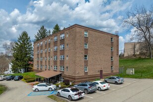 Ellsworth Parkview Apartments in Ellsworth, PA - Building Photo