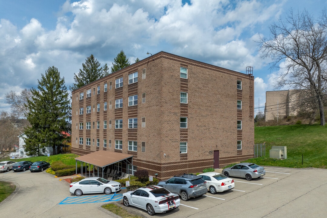 Ellsworth Parkview Apartments in Ellsworth, PA - Building Photo