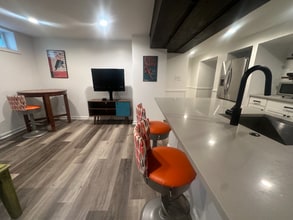 1022 E State St in Traverse City, MI - Building Photo - Building Photo