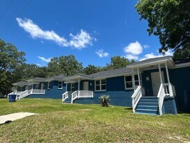 2705-2707 School House Rd in Columbia, SC - Building Photo