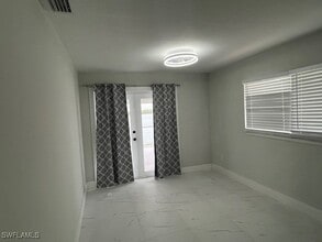 177 W Pago Pago Dr in Naples, FL - Building Photo - Building Photo