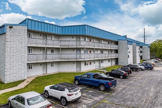 Southvale Terrace Apartments in Springfield, MO - Building Photo - Building Photo