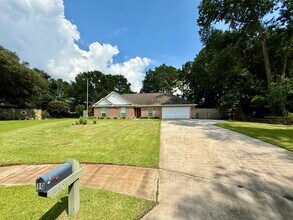 10 Ryan Dr in Richmond Hill, GA - Building Photo - Building Photo