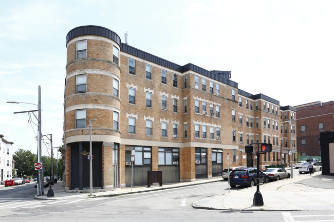 Mt Pleasant Apartments in Roxbury, MA - Foto de edificio - Building Photo