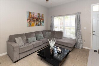 4008 San Sebastian Dr in Kissimmee, FL - Building Photo - Building Photo