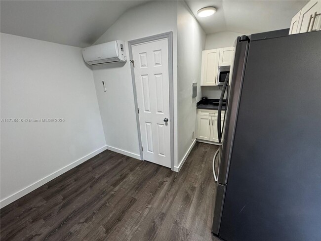 2482 NW 175th Terrace-Unit -C in Miami Gardens, FL - Foto de edificio - Building Photo