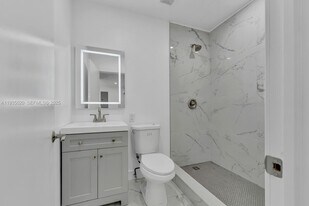 6830 NW 23rd Terrace in Fort Lauderdale, FL - Building Photo