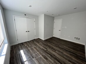 1261 N Newkirk St, Unit B in Philadelphia, PA - Building Photo - Building Photo