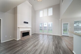 3627 Midland Dr in Manvel, TX - Building Photo - Building Photo