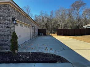 516 Abby Ln in Millbrook, AL - Building Photo - Building Photo