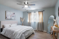 Overlook Apartments in El Paso, TX - Building Photo - Interior Photo