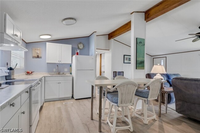 property at 220 Ocean Reef Ln