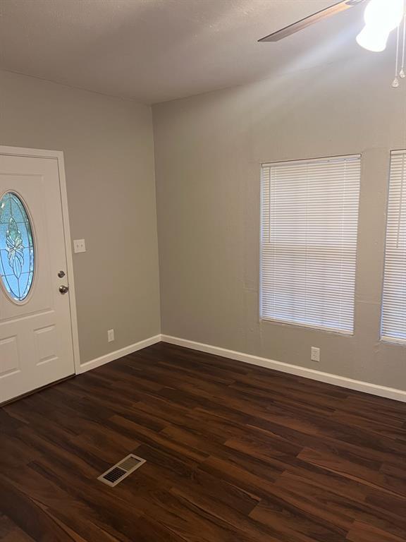 161 County Rd 2267 in Cleveland, TX - Building Photo - Building Photo