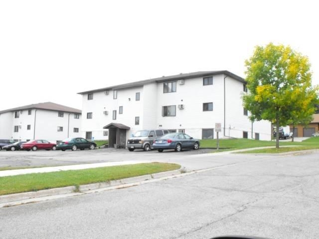 Alpine Heights Apartments in Monroe, WI - Building Photo - Building Photo