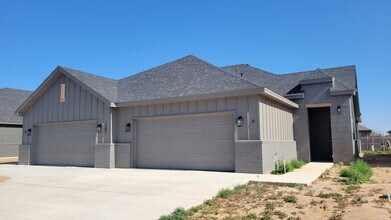 7201 22nd Pl in Lubbock, TX - Building Photo - Building Photo