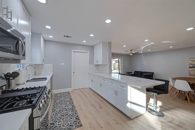 5522 Caversham Dr in Houston, TX - Building Photo - Building Photo