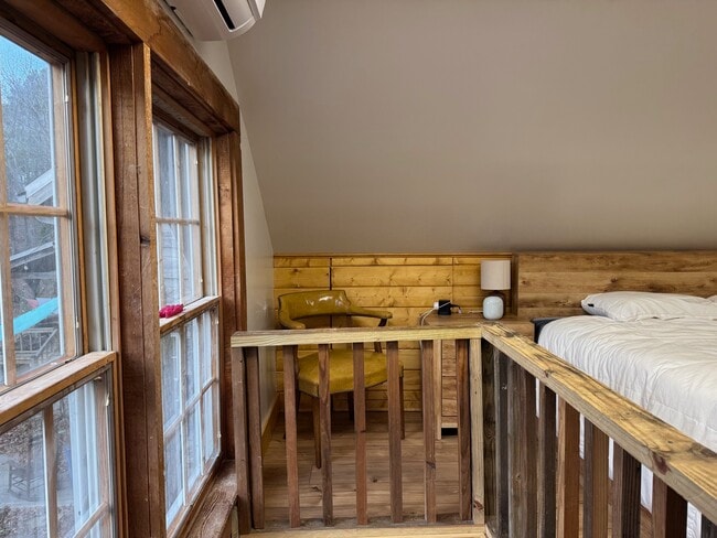 2470 Crow Valley Rd NW in Dalton, GA - Building Photo - Building Photo