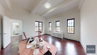 160 W 73rd St in New York, NY - Building Photo