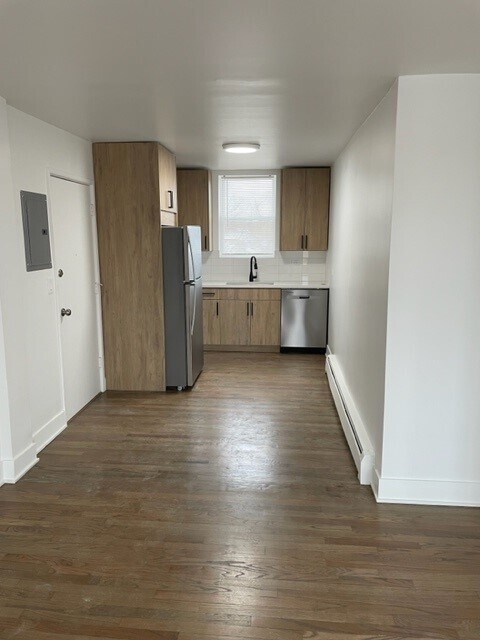 7529 N Maplewood Ave in Chicago, IL - Building Photo - Building Photo
