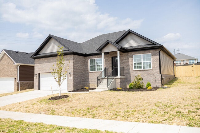 3013 Silver Charm Ct in Richmond, KY - Building Photo - Building Photo