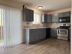 456 Kitfield View in Colorado Springs, CO - Building Photo - Building Photo