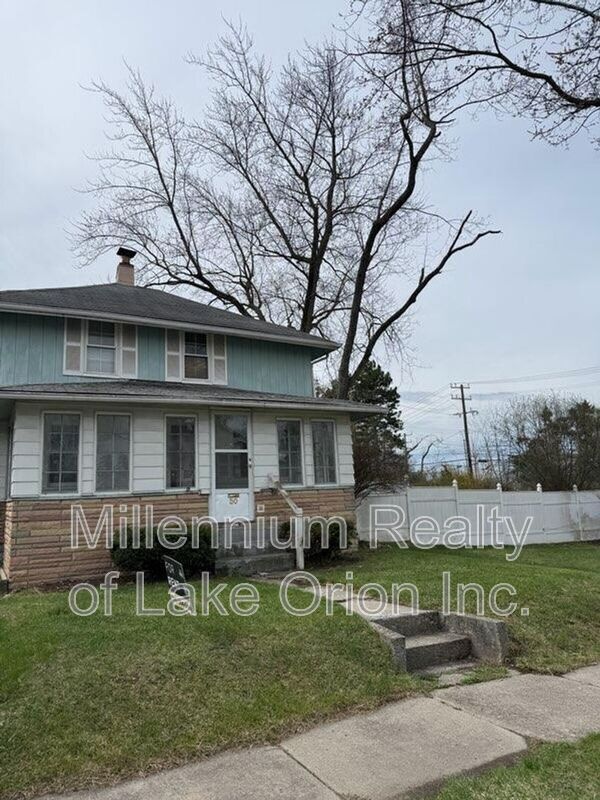 property at 30 E Beverly Ave