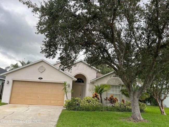 1044 Sedgewood Cir, Unit 01-829 in Melbourne, FL - Building Photo - Building Photo