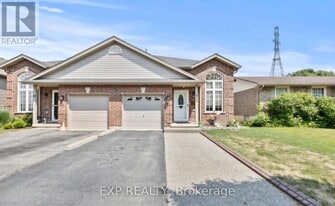 12 Vanier Dr in Welland, ON - Building Photo