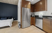 1830 NW Riverscape St, Unit #308 in Portland, OR - Foto de edificio - Building Photo