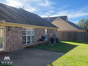 11618 Milton Meadows Dr in Arlington, TN - Building Photo - Building Photo