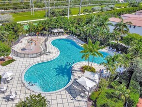 8354 NW 39th Ct in Pembroke Pines, FL - Building Photo - Building Photo