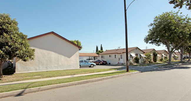 17700-17726 Jersey Ave in Artesia, CA - Building Photo - Building Photo