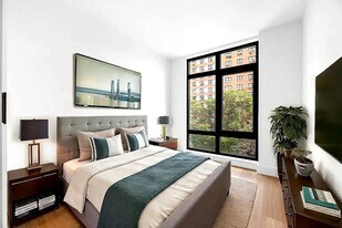 63 Pitt St in New York, NY - Building Photo