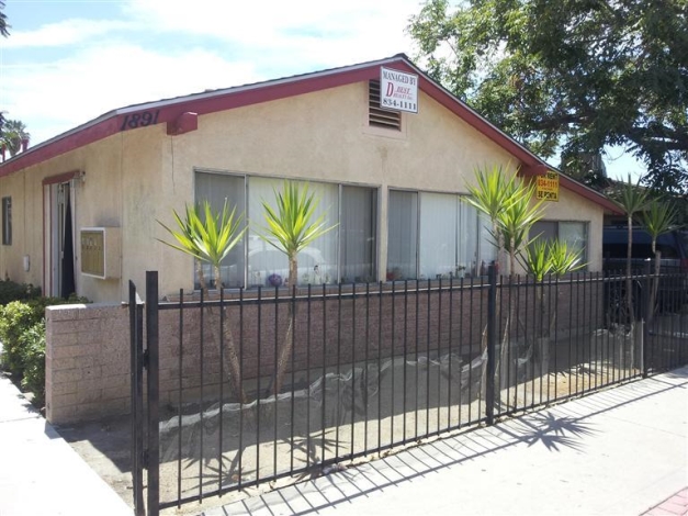 1891 Flower St in Bakersfield, CA - Foto de edificio